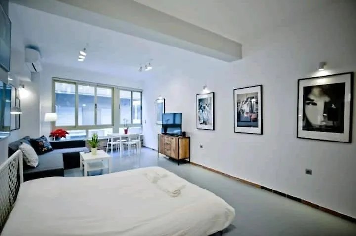 The Old Tailor Factory White Room-1