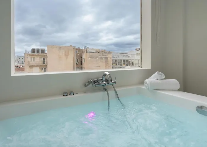 Dema Luxury Suites - Perikleous E8